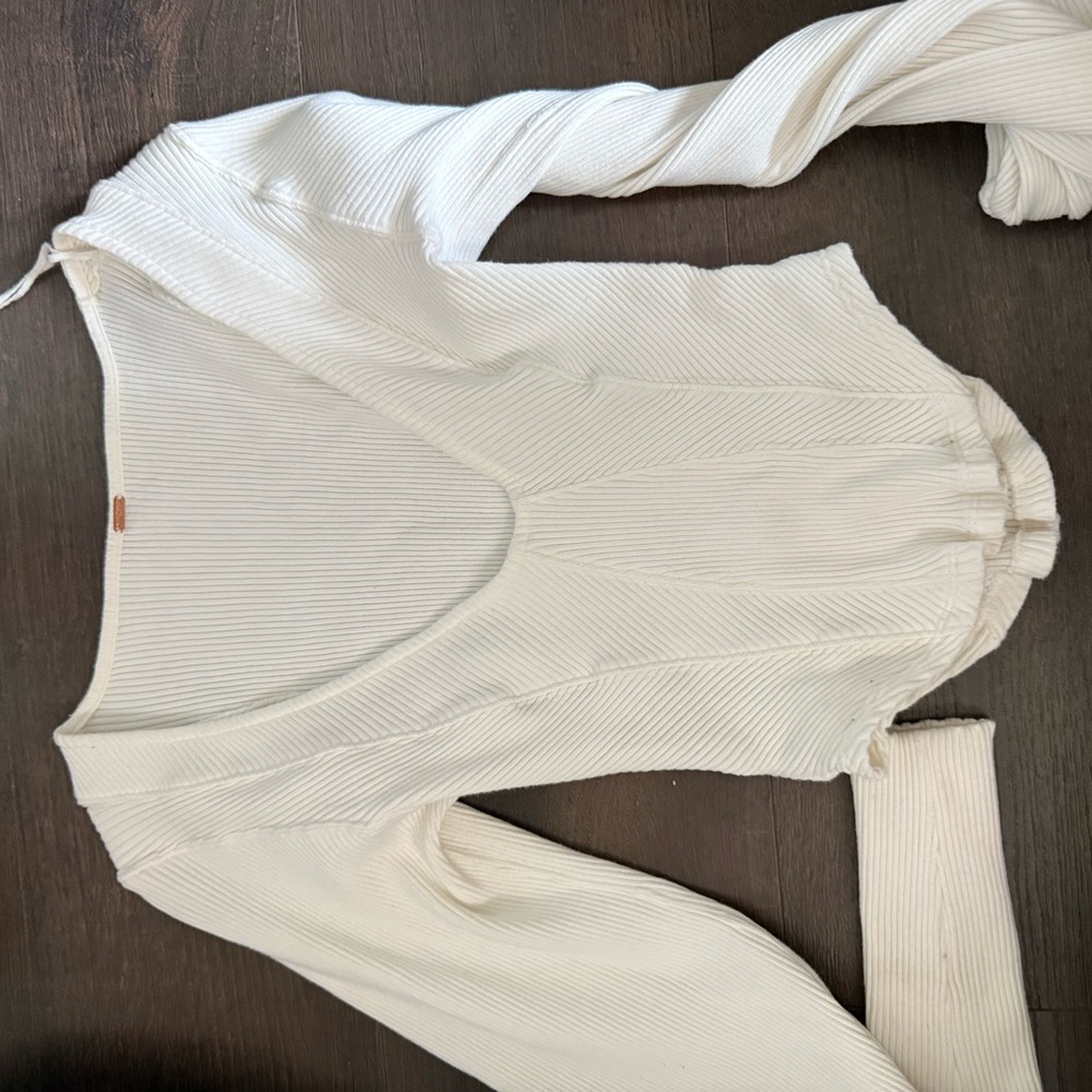 White Ribbed Knit Top
